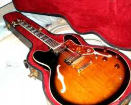 Epiphone Sheraton by Gibson 1980's Vintage Sunburst w-orig case.jpg
